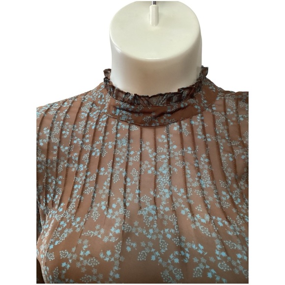 a.n.a Floral Sheer Blouse in Tan and White Plus Size 2X - Picture 3 of 8